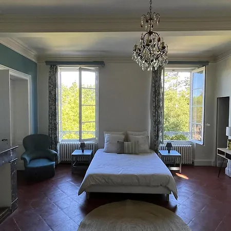Ferienhaus Historic Manor With Pool In Quercy *