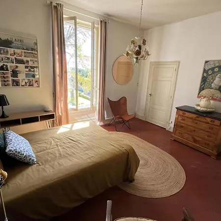 Ferienhaus Historic Manor With Pool In Quercy