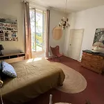 펜션 Historic Manor With Pool In Quercy