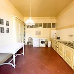 Historic Manor With Pool In Quercy * 코사드