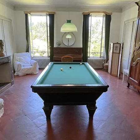 Casa de Férias Historic Manor With Pool In Quercy *