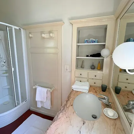 Historic Manor With Pool In Quercy Casa de Férias