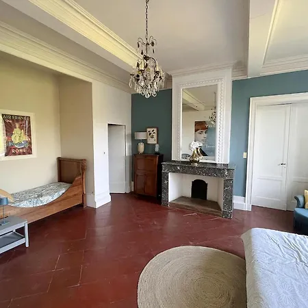 Casa vacanze Historic Manor With Pool In Quercy *