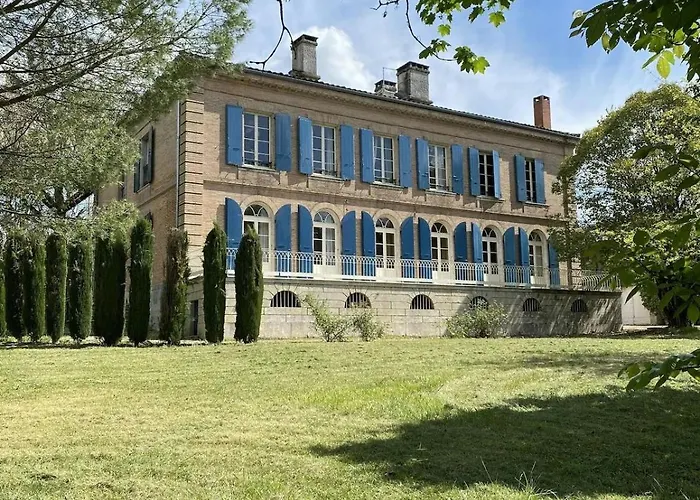 Historic Manor With Pool In Quercy * Caussade