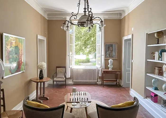 Ferienhaus Historic Manor With Pool In Quercy Caussade