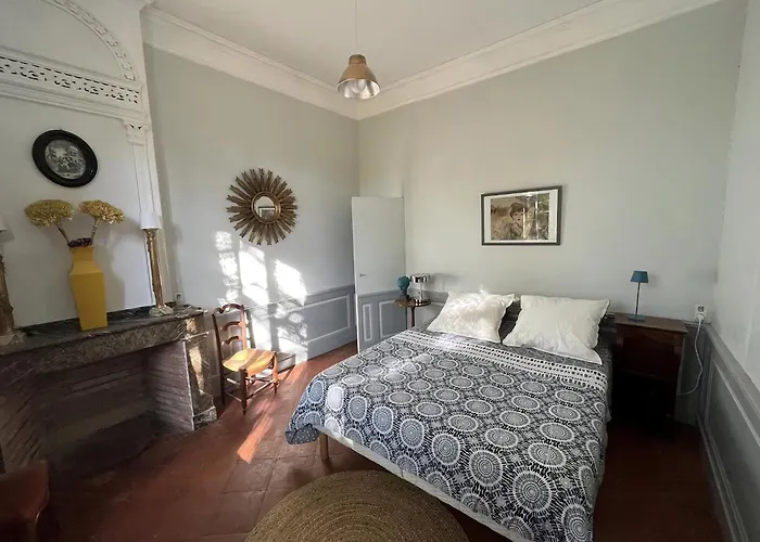 Historic Manor With Pool In Quercy Ferienhaus Caussade