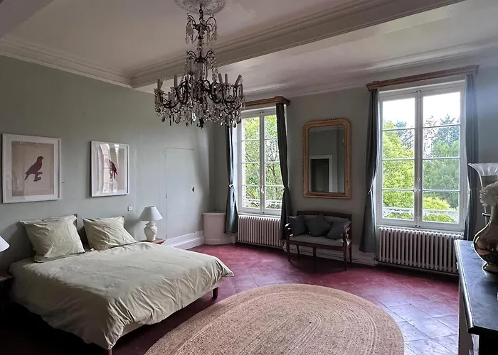 Ferienhaus Historic Manor With Pool In Quercy *