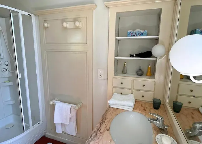 Historic Manor With Pool In Quercy * Caussade